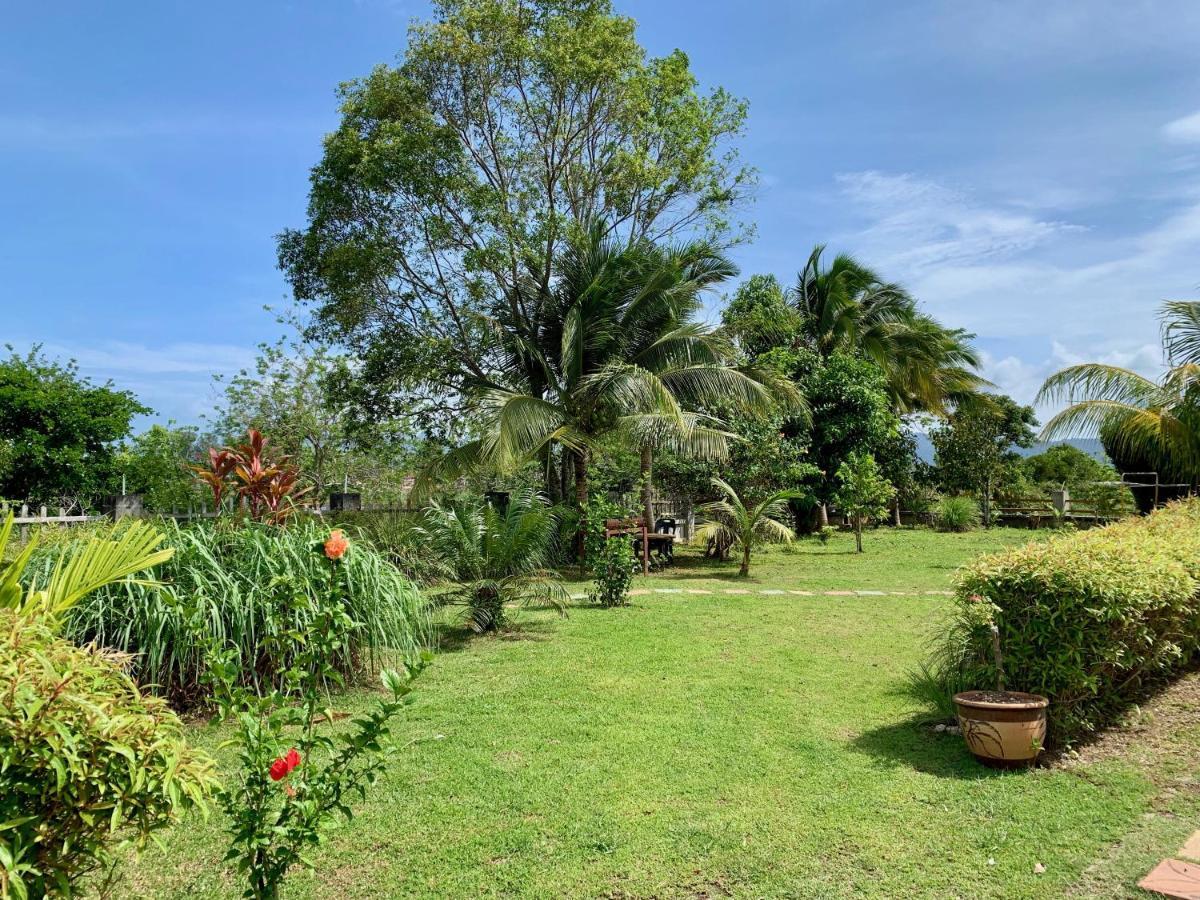Lovely Garden Villas Pantai Cenang  Eksteriør billede